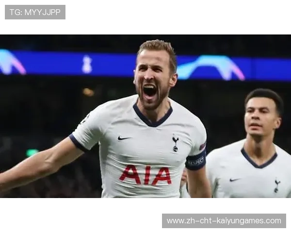 凯恩背身轻弹给出完美落点，热刺攻势从容展开